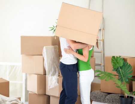 Residential moving support in Marksgate with packing boxes